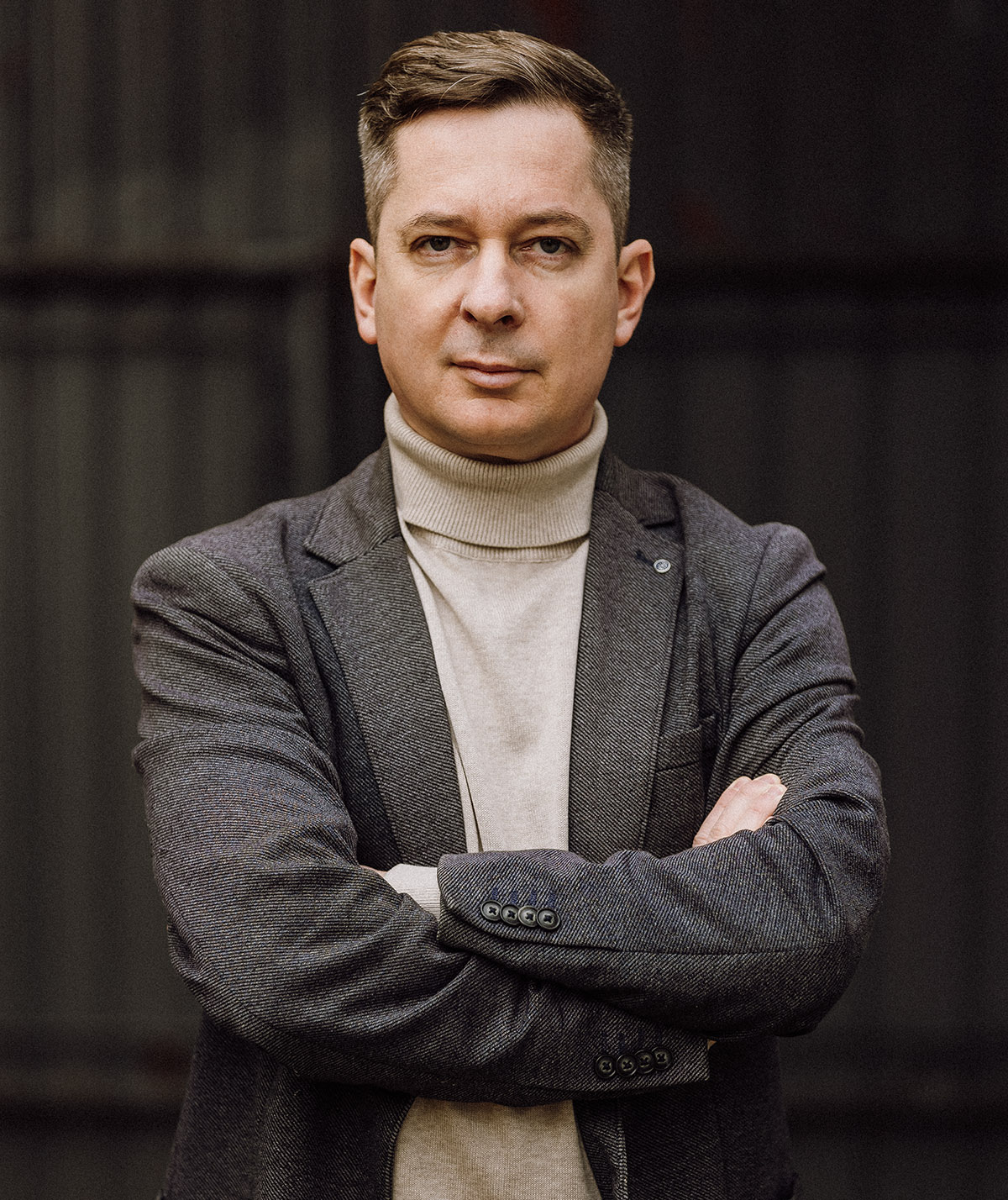 Szabó Róbert Csaba: lehet árnyalni a nagy narratívákat